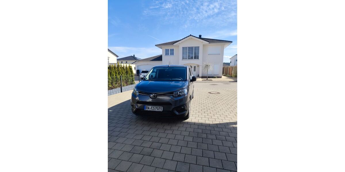 Toyota Proace City 40.000 km 22.900 &euro; Dietingen 78661