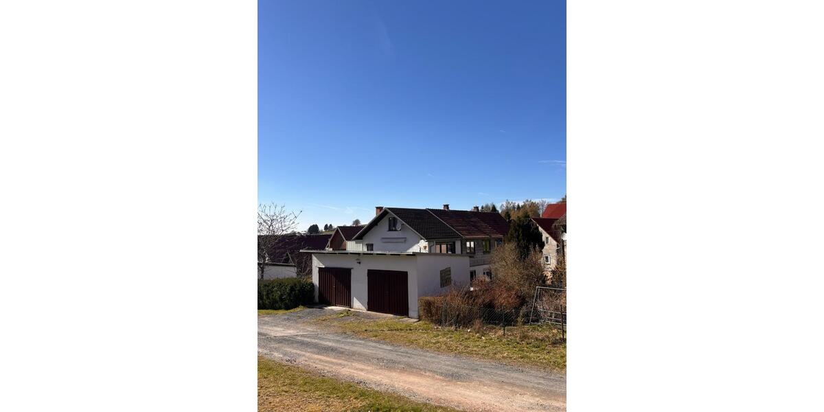 Einfamilienhaus Eisfeld - 11 Zimmer, 195 m&sup2;, 115.000&euro; | Angebot:26215593
