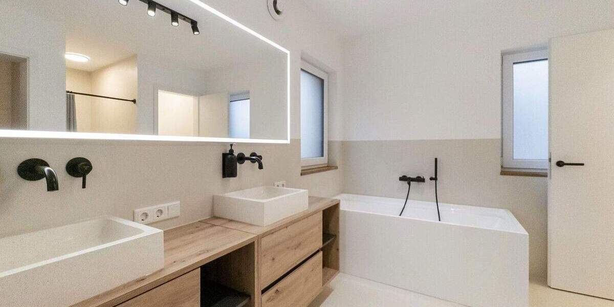 Einfamilienhaus Würzburg Heidingsfeld - 8 Zimmer, 215 m&sup2;, 1.095.000&euro; | Angebot:25566089