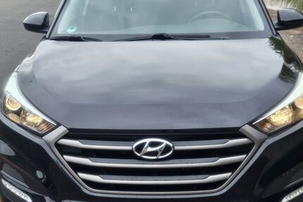 Hyundai TUCSON 218.000 km 10.490 € Grünberg , Hess 35305