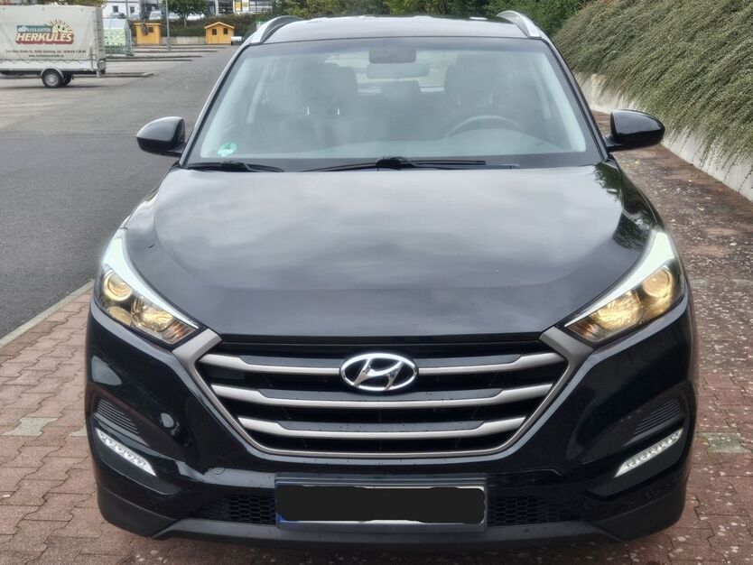 Hyundai TUCSON 218.000 km 10.490 € Grünberg , Hess 35305