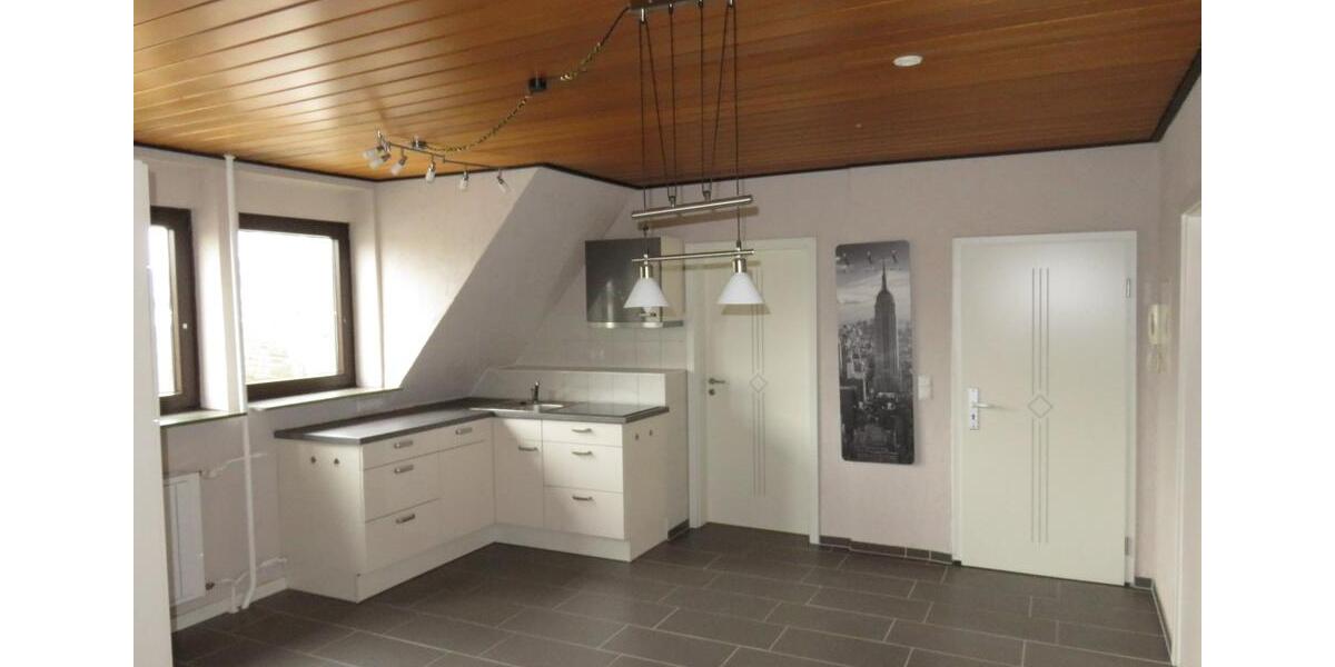 Dachgeschoßwohnung Meinersen - 2 Zimmer, 60 m&sup2;, 660&euro; | Angebot:25173508