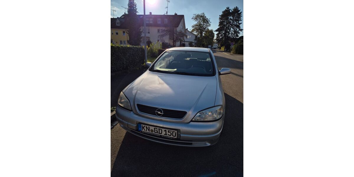Opel Astra 124.000 km 2.000 &euro; Singen 78224