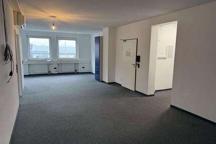 Büro in Röthenbach a. d. Pegnitz 1.000 € 104 m²