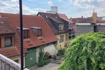 Haus Zell a. Main - 9 Zimmer, 229 m&sup2;, 365.000&euro; | Angebot:26804779