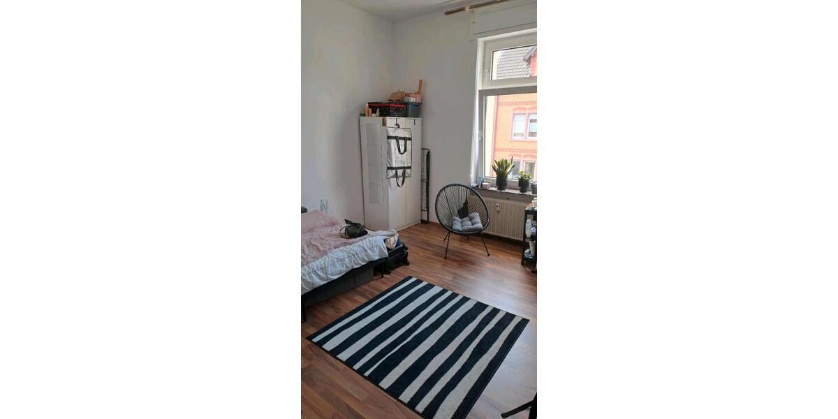 Etagenwohnung Frankfurt am Main Schwanheim - 3 Zimmer, 65 m&sup2;, 1.100&euro; | Angebot:26326831