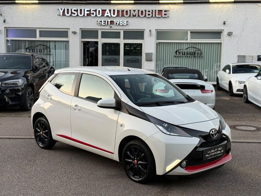 Aygo (X)