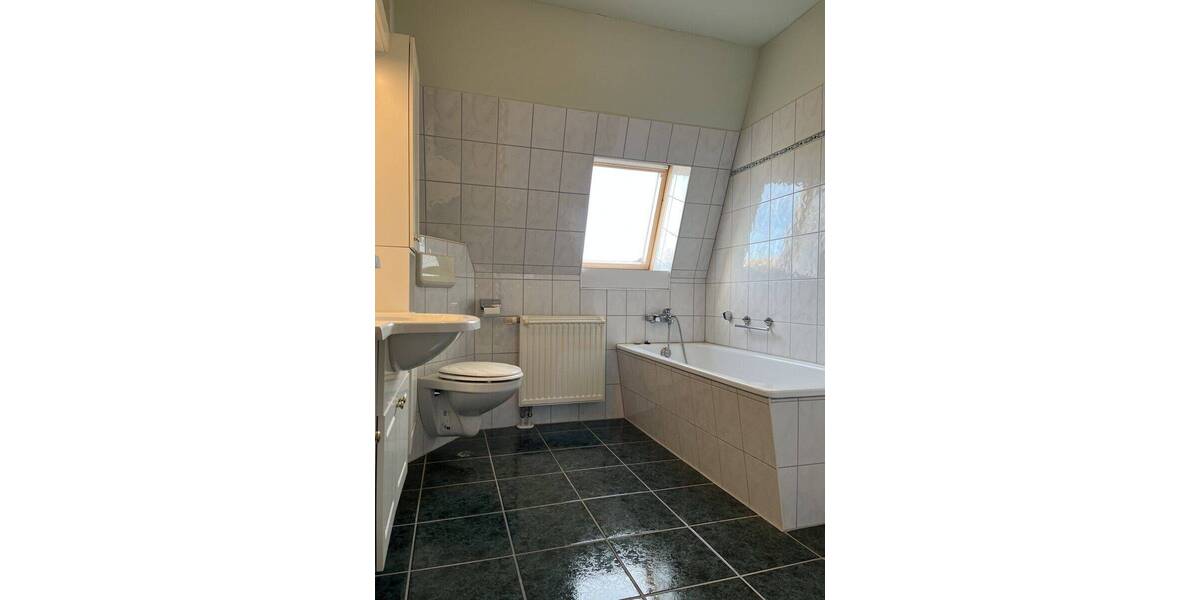 stadtnahes Reihenendhaus mit Carport in ruhiger Wohnlage von 19073 Wittenförden 4 zimmer