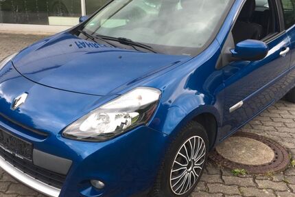 Renault Clio 106.000 km 3.250 &euro; Dorndorf/Steudnitz 07774