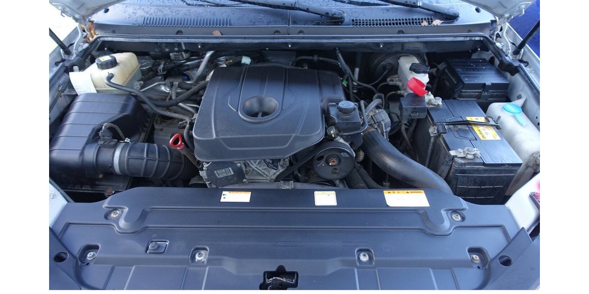 SsangYong Rodius 7-Sitzer Sitzheizung Ganzjahresreifen Alu 129.400 km 7.950 &euro; Neumarkt/OPf 92318