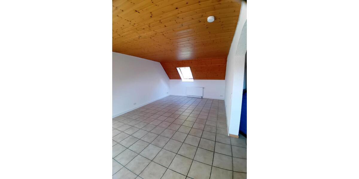 Mehrfamilienhaus, Wohnhaus Malterdingen - 8 Zimmer, 220 m&sup2;, 450.000&euro; | Angebot:26087156