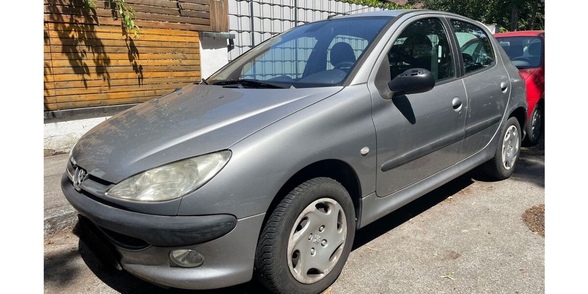 Peugeot 206 180.000 km 999 &euro; Markt Schwaben 85570