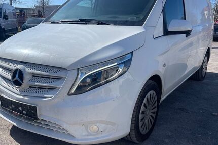 Mercedes-Benz Vito 192.000 km 11.999 &euro; Halle 06132