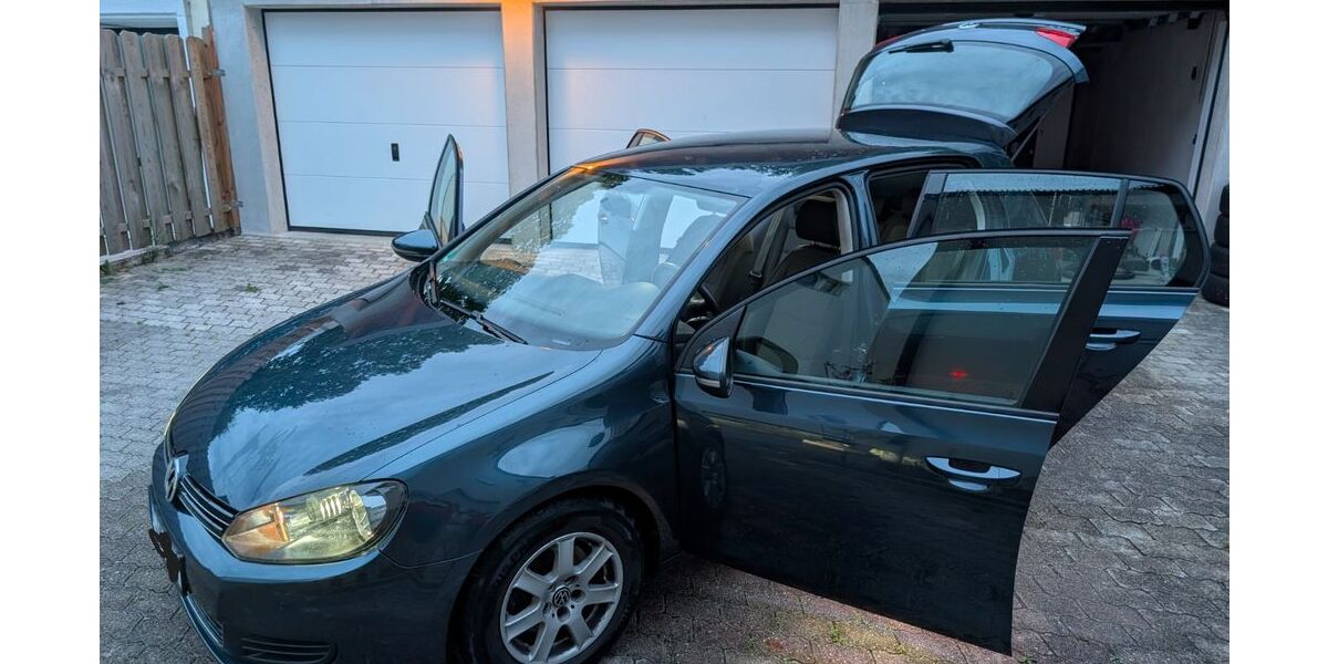 VW Golf 198.979 km 8.999 &euro; Freising 85354
