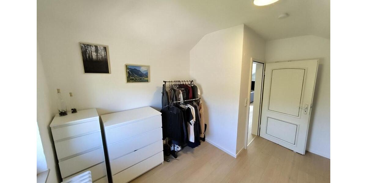 Dachgeschoßwohnung Contwig - 2.5 Zimmer, 52 m&sup2;, 600&euro; | Angebot:26415486