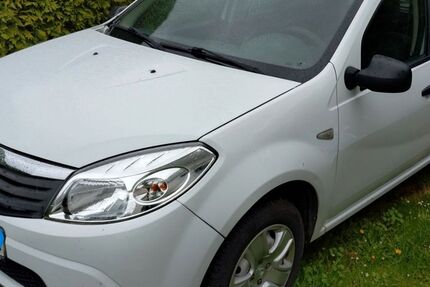 Dacia Sandero 86.000 km 2.200 &euro; Brandenburg an der Havel 14772