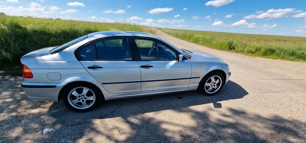 BMW 320 225.000 km 2.900 &euro; Dußlingen 72144