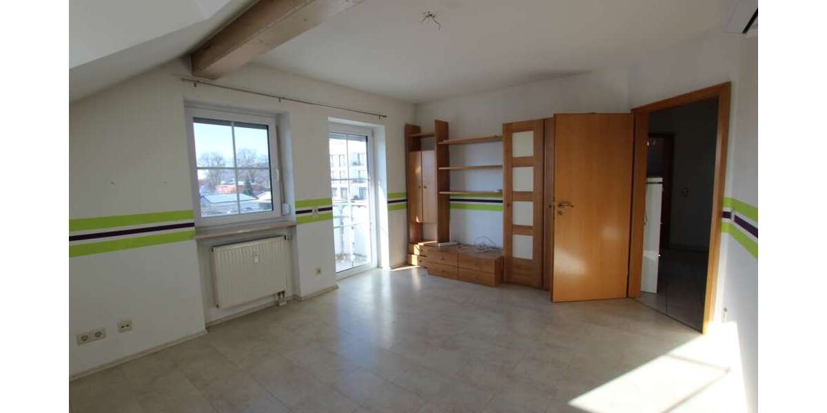 Etagenwohnung Simbach am Inn - 3 Zimmer, 73 m&sup2;, 210.000&euro; | Angebot:24953877