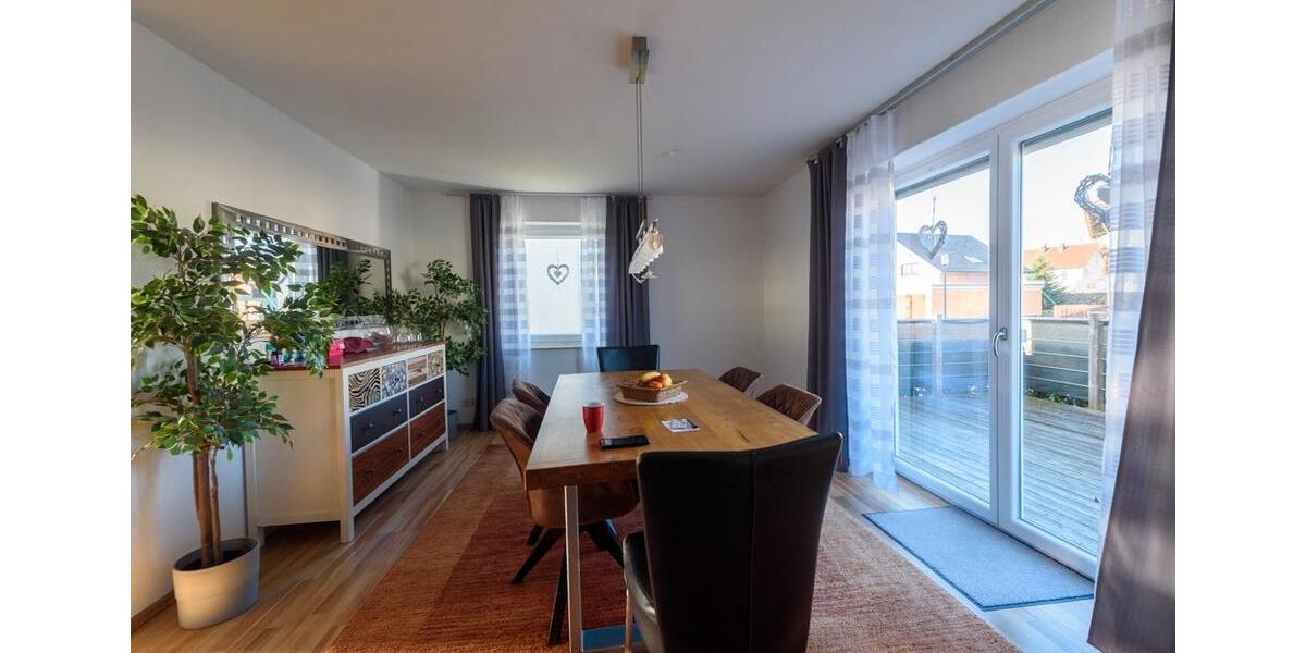 Einfamilienhaus Hawangen - 9 Zimmer, 185 m&sup2;, 1.700&euro; | Angebot:26588663