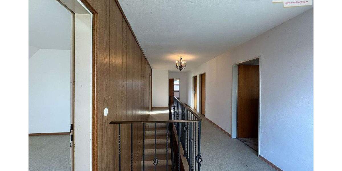 Einfamilienhaus Goldenstedt - 8 Zimmer, 232 m&sup2;, 319.000&euro; | Angebot:25738567