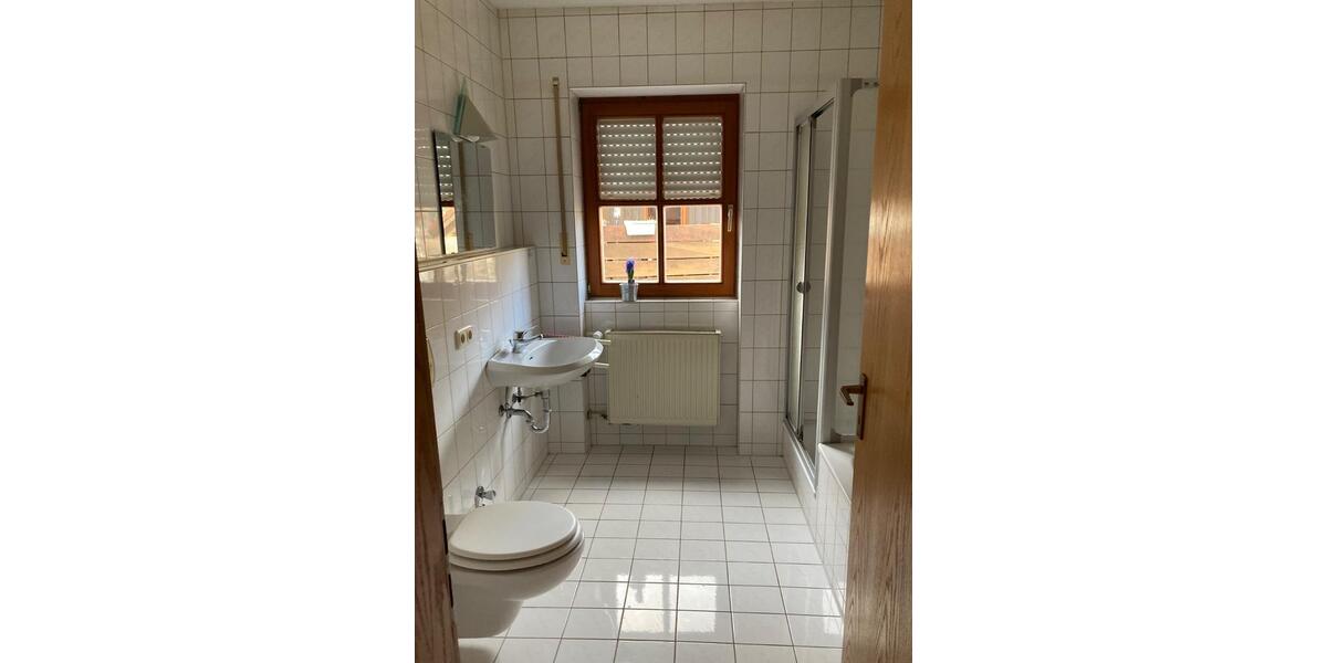 Dachgeschoßwohnung Deggendorf - 2 Zimmer, 63 m&sup2;, 195.000&euro; | Angebot:25788424