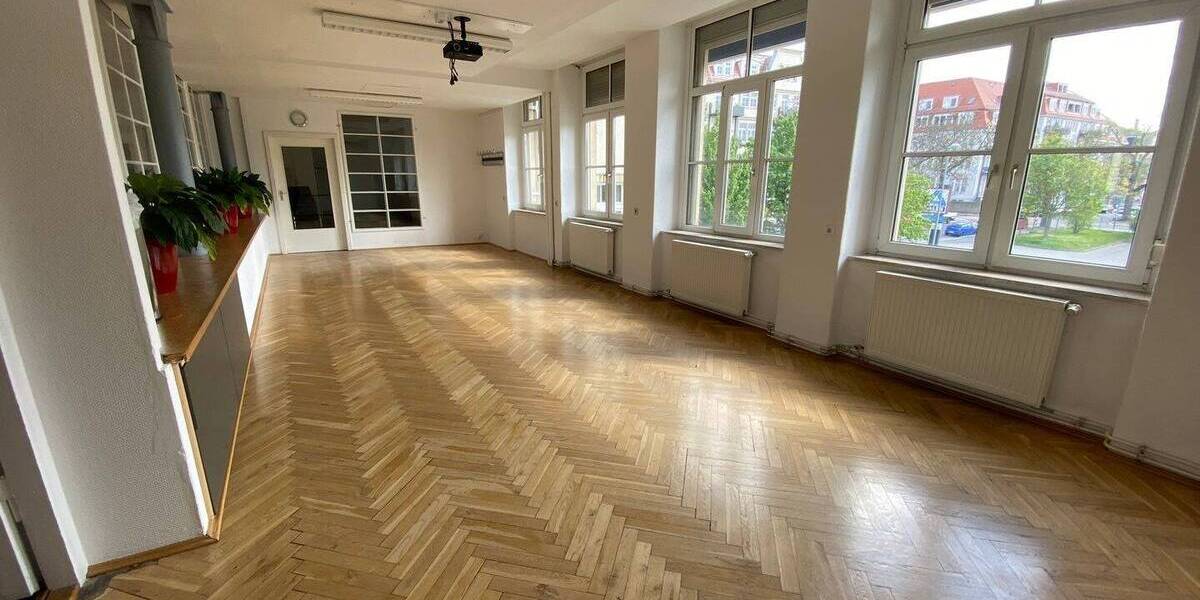 Einfamilienhaus Dresden Striesen-Süd - 1 Zimmer, 125&euro; | Angebot:25734227