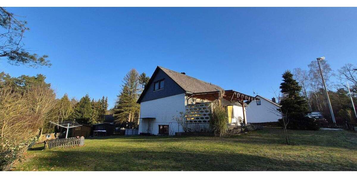 In ruhiger Sackgassenlage * 1-2 Familienhaus * Küche mit EBK * 2 Bäder * Vollkeller * Garage - Einfamilienhaus Höhbeck Brünkendorf | Angebot:24858335