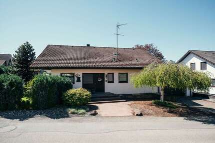 Haus Neuenbürg - 4 Zimmer, 134 m&sup2;, 449.000&euro; | Angebot:26698686