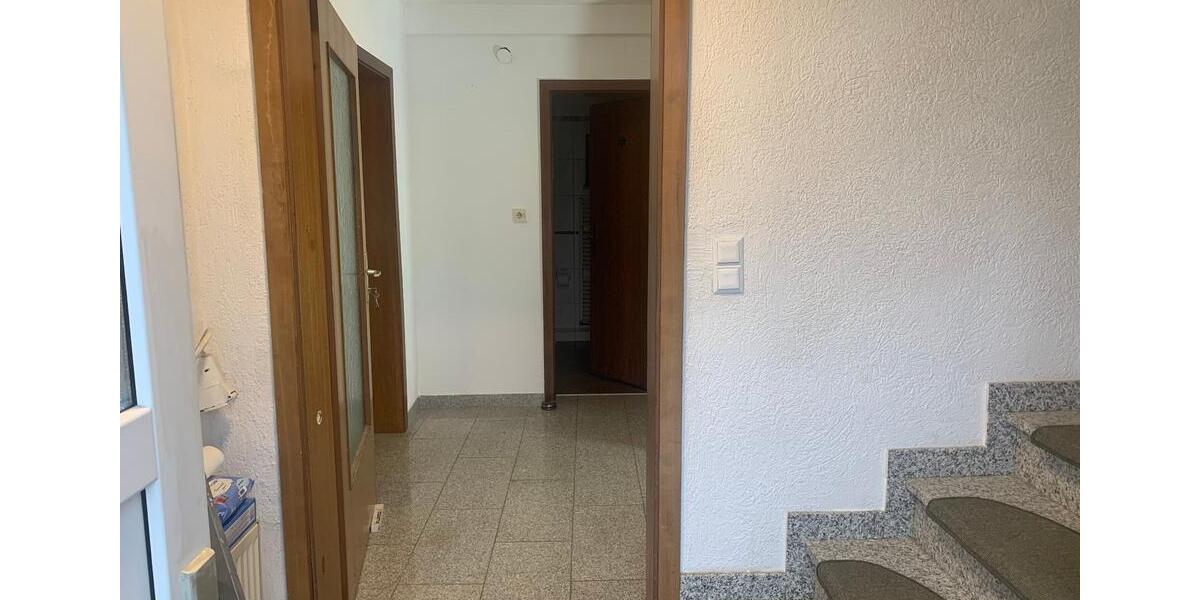 freistehendes Haus zu vermieten mit 152m², viele Möglichkeiten 9 zimmer