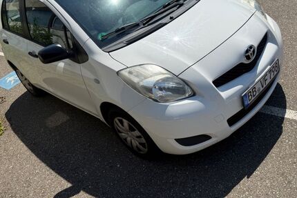 Toyota Yaris 223.000 km 1.490 &euro; Stuttgart 70178