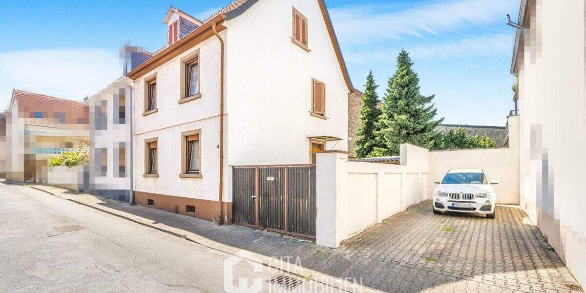 Sanierungsbedürftige Doppelhaushälfte mit großem Garten in Worms-Neuhausen 6 zimmer