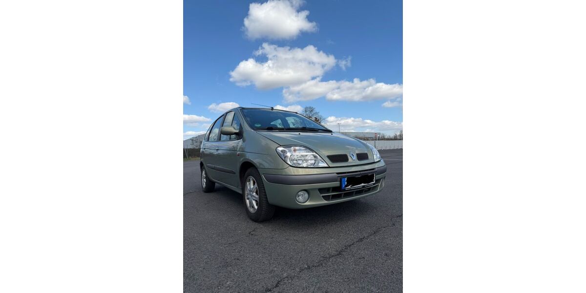 Renault Scenic 77.235 km 4.499 &euro; Berlin 12105