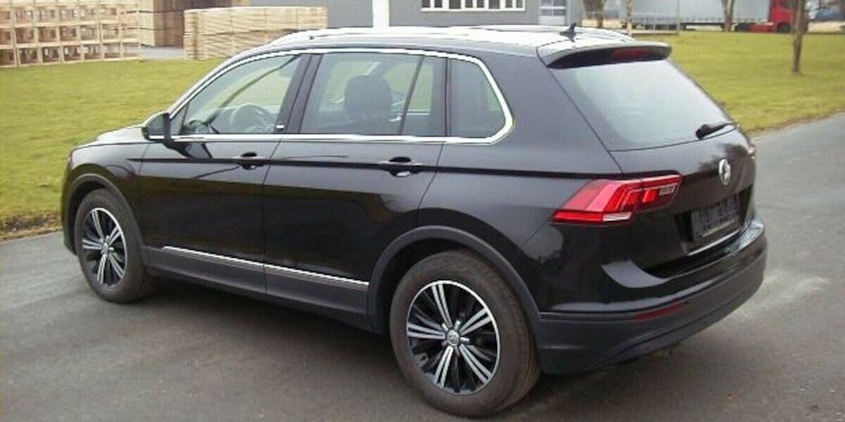 VW Tiguan 2.0 TDI Sound- Navi-ACC-AHK-LED-18Zoll 289.996 km 11.999 &euro; Wittmund 26409