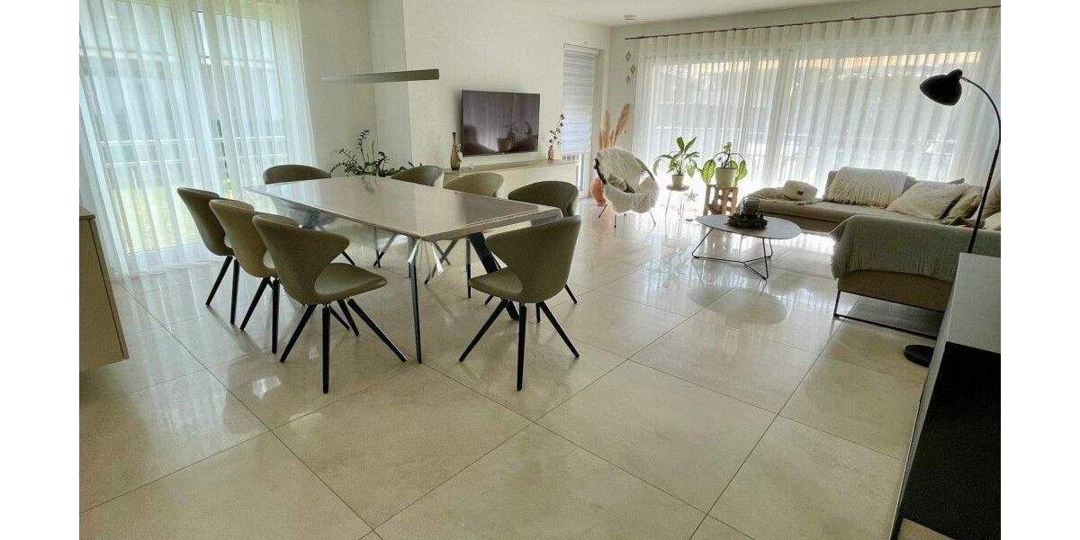 Etagenwohnung Oberkirch - 3 Zimmer, 106 m&sup2;, 1.270&euro; | Angebot:24435553