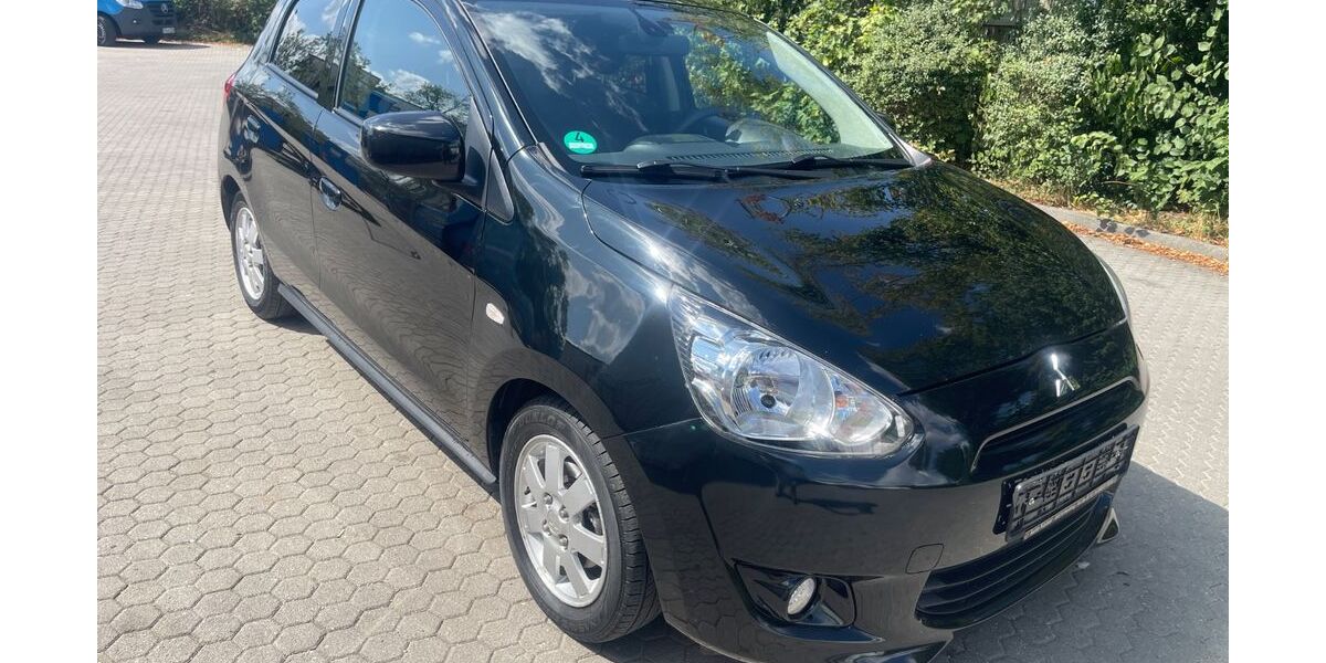 Mitsubishi Space Star 95.000 km 3.999 &euro; München 81735