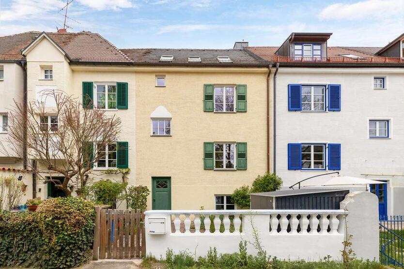 Charmantes Jugendstil-Stadthaus mit 6,5 Zimmern in märchenhafter Villenlage (befristet 6 -10 Monate) zimmer