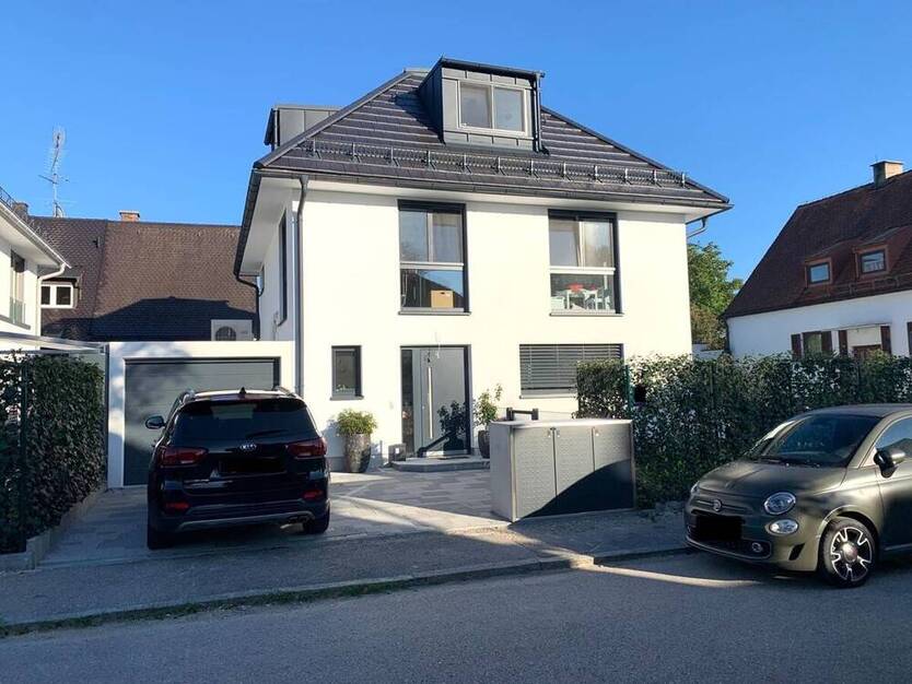 Exklusives Einfamilienhaus mit Pool, Einliegerbereich und energieeffizienter Technik