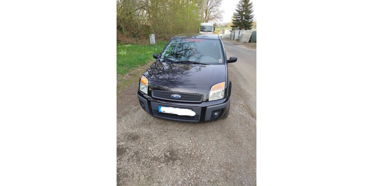 Ford Fusion 102.000 km 1.650 &euro; Nümbrecht 51588
