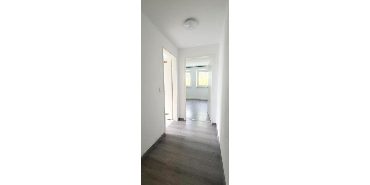 Etagenwohnung Eschwege - 3 Zimmer, 71 m&sup2;, 445&euro; | Angebot:26363243