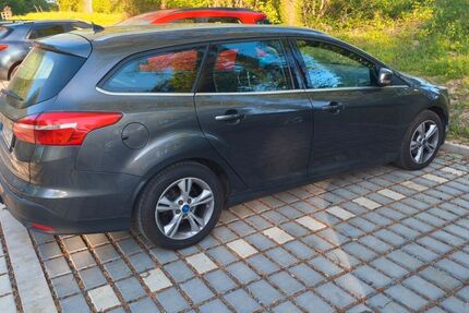 Ford Focus 190.000 km 4.950 &euro; Wiehl 51674