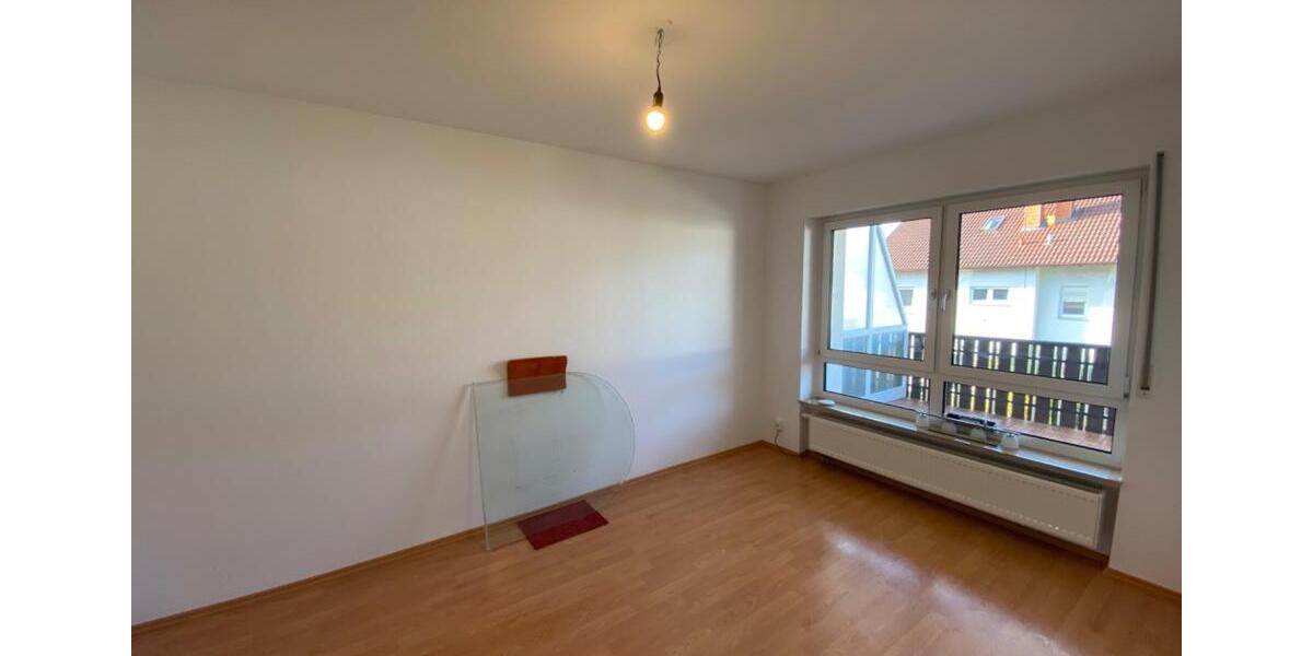 Etagenwohnung Gmund am Tegernsee - 3 Zimmer, 105 m&sup2;, 850&euro; | Angebot:25641076