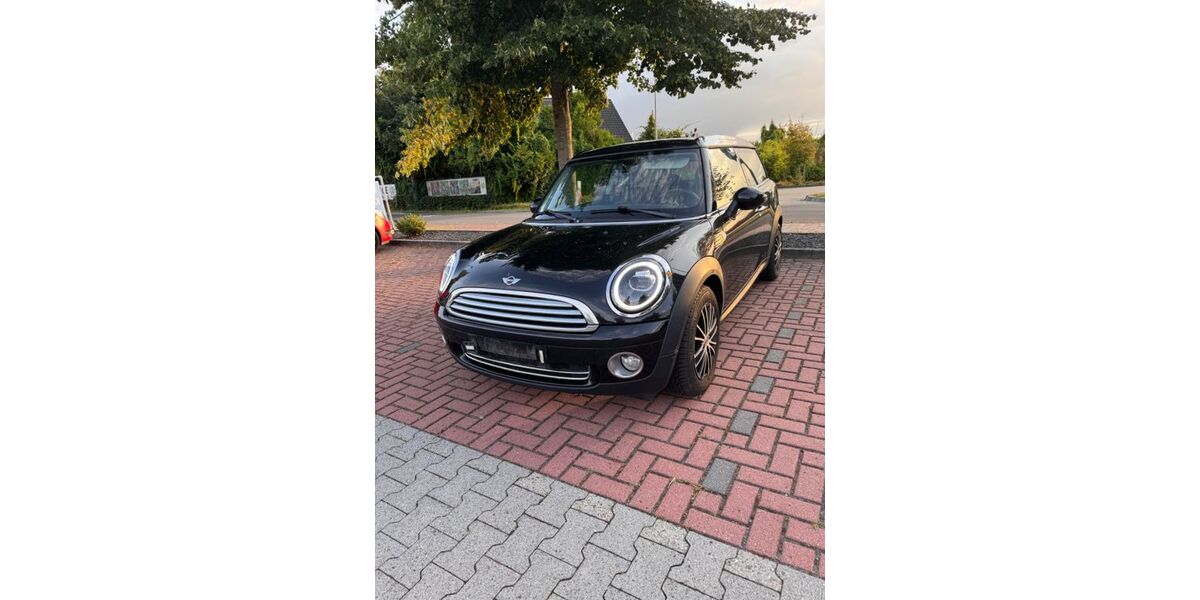 Mini One Clubman 205.000 km 4.200 &euro; Holtland 26835