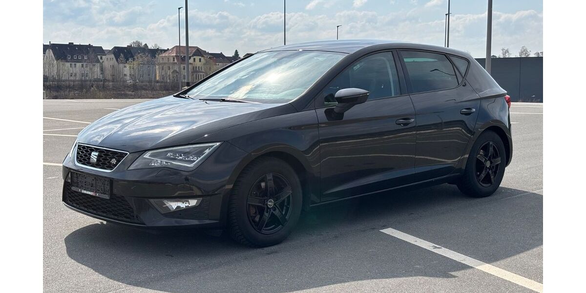 Seat Leon 137.000 km 10.499 &euro; Marktredwitz 95615