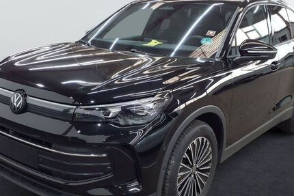 VW Tiguan 25.246 km 33.840 &euro; Schloß Holte-Stukenbrock 33758