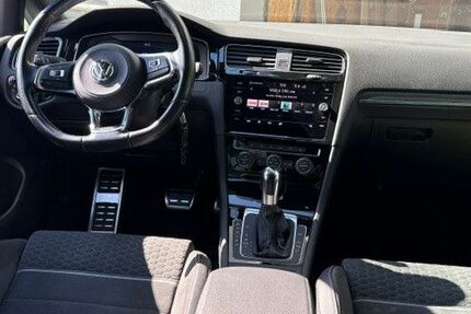 VW Golf 115.414 km 21.500 &euro; Windeck 51570