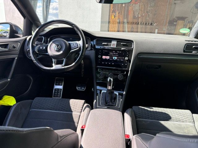 VW Golf 115.414 km 21.500 &euro; Windeck 51570