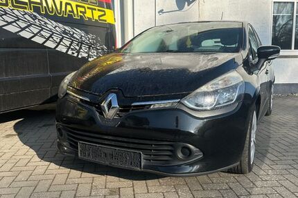 Renault Clio 171.000 km 4.990 &euro; Gielow 17139