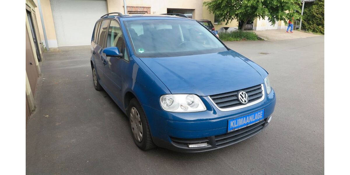 VW Touran 106.000 km 2.500 &euro; Weissenfels 06667