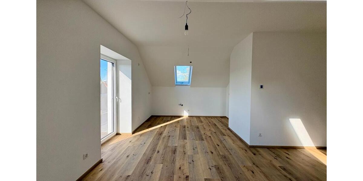 Dachgeschoßwohnung Mantel - 2 Zimmer, 66 m&sup2;, 250.000&euro; | Angebot:27008063