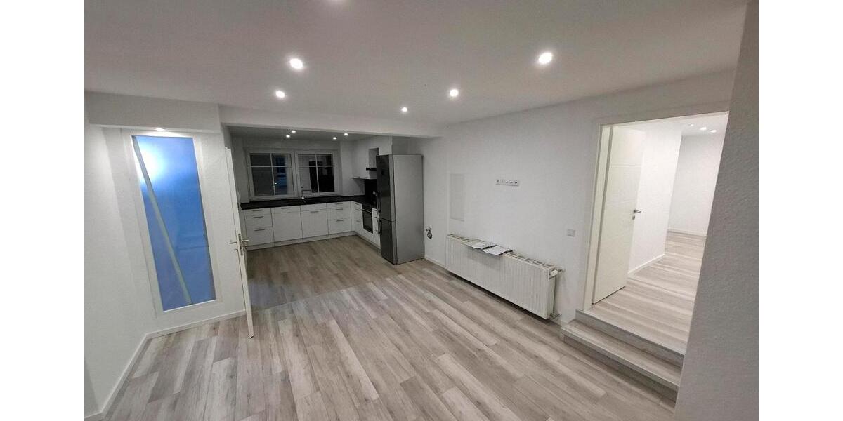 Erdgeschoßwohnung Kirn - 4 Zimmer, 125 m&sup2;, 813&euro; | Angebot:25965343